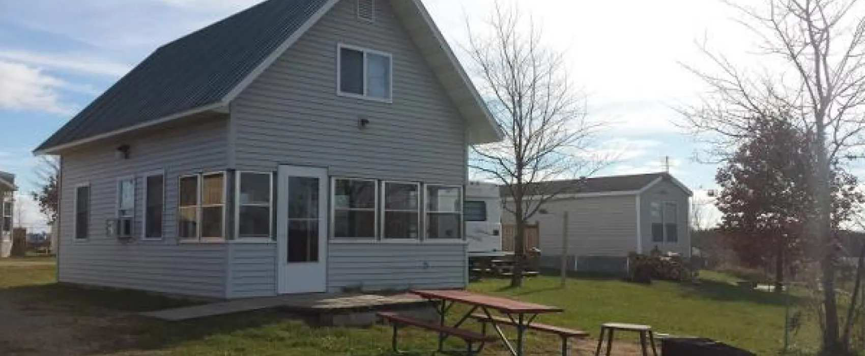 Whitetail Bluff Camp & Resort