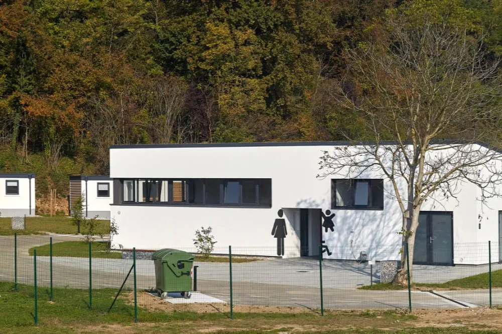 Kamp Terme Jezerčica