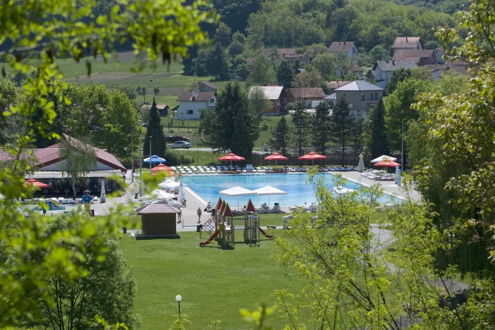 Kamp Terme Jezerčica