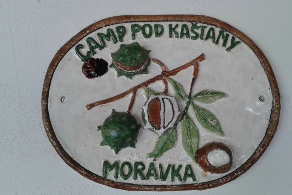 Camp pod kaštany