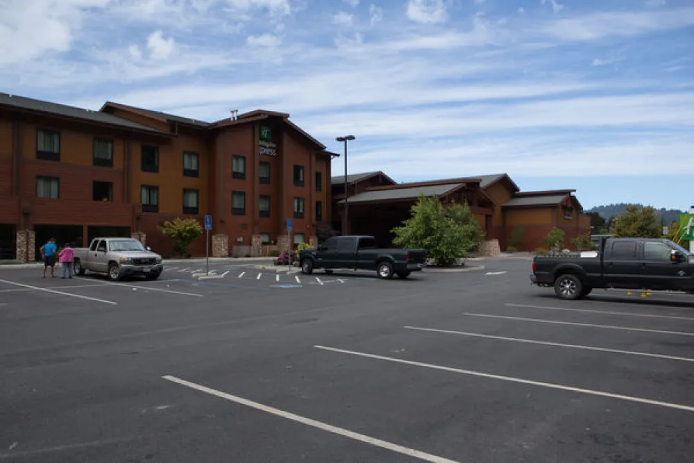 Redwood Hotel Casino