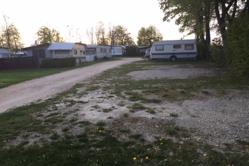 Camping beim Stausee Schömberg