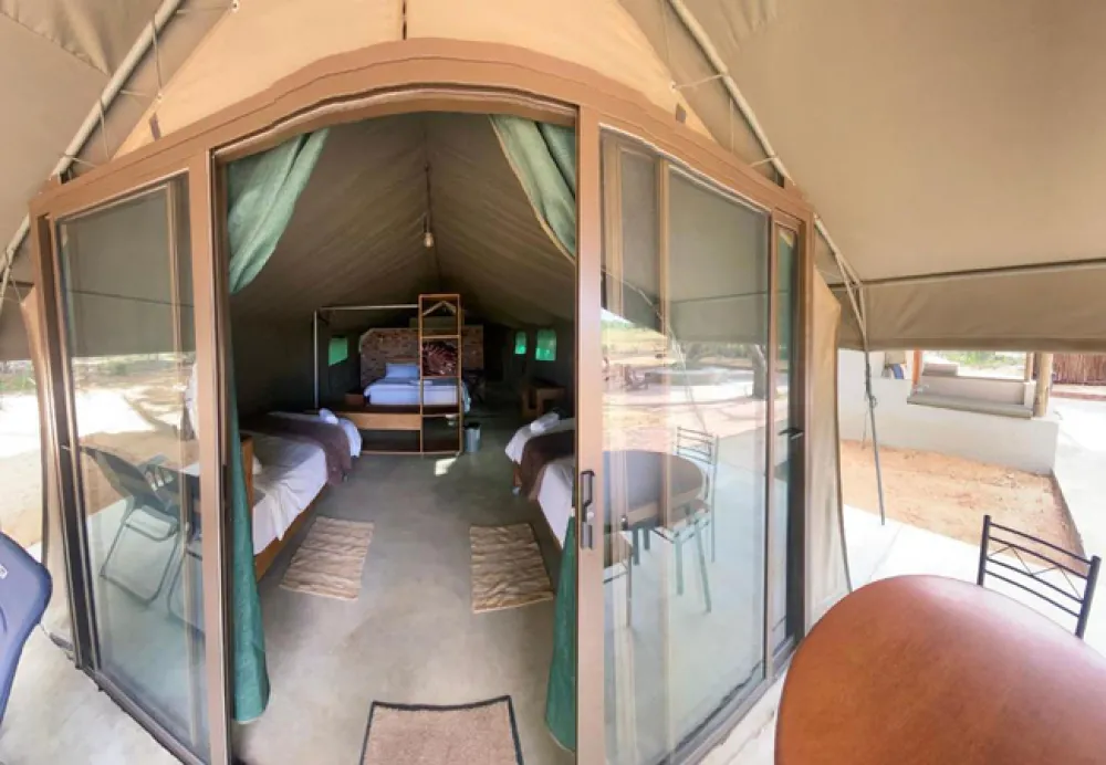 Luxury Tents at Kigeni