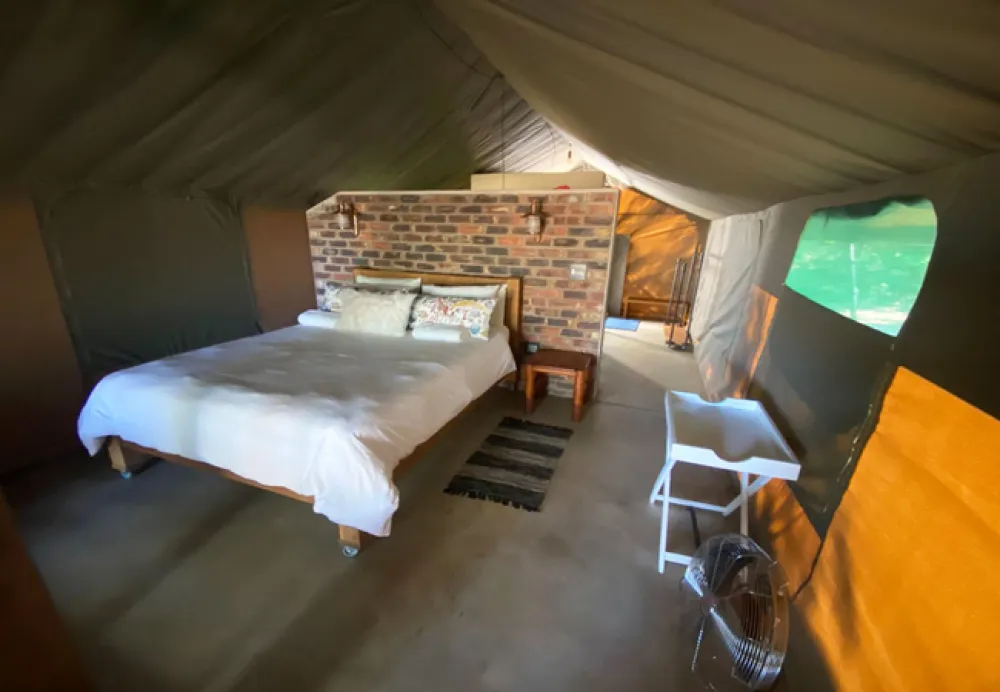 Luxury Tents at Kigeni