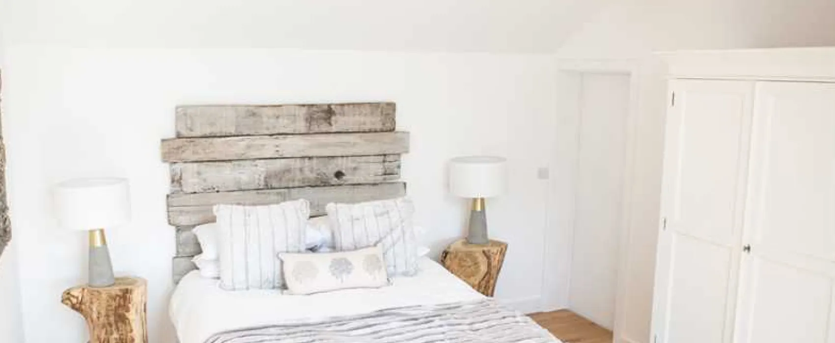 Oaklands Glamping and Treehouse