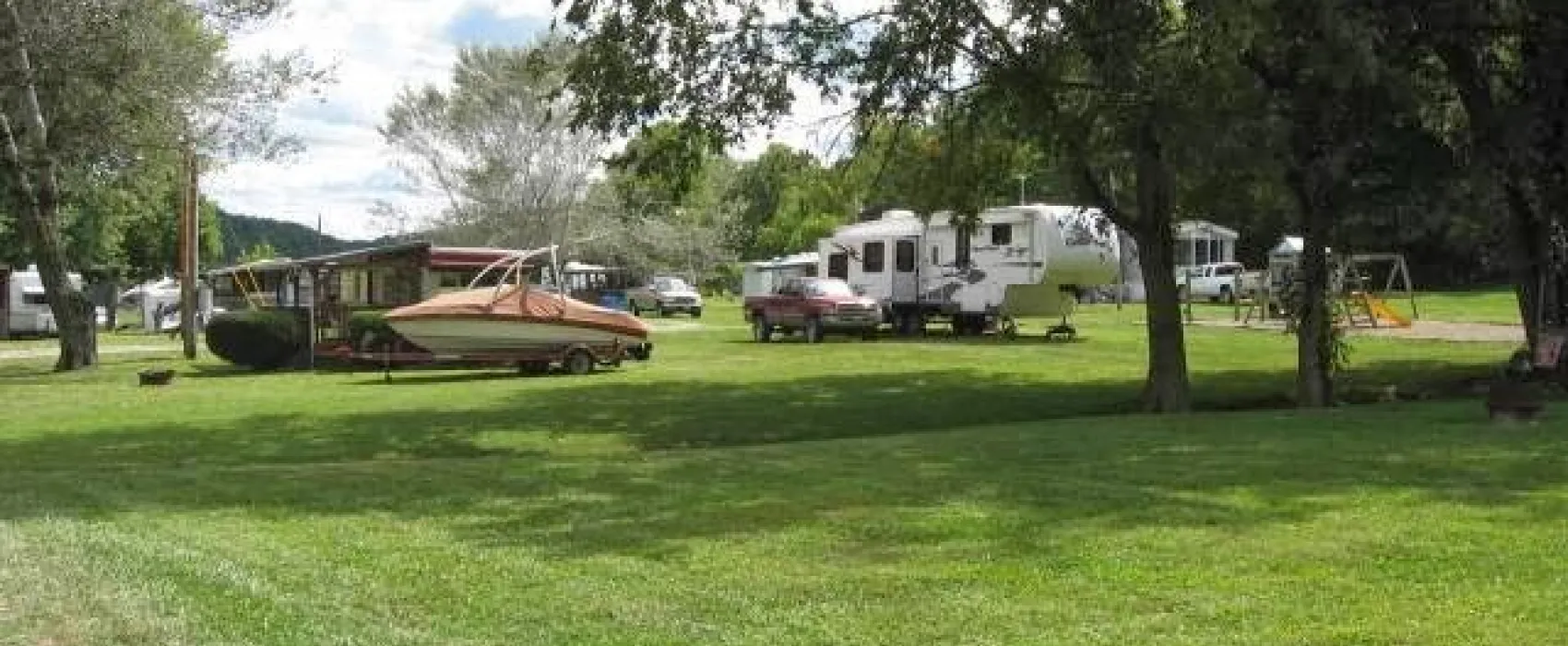 River View Kampground and Marina