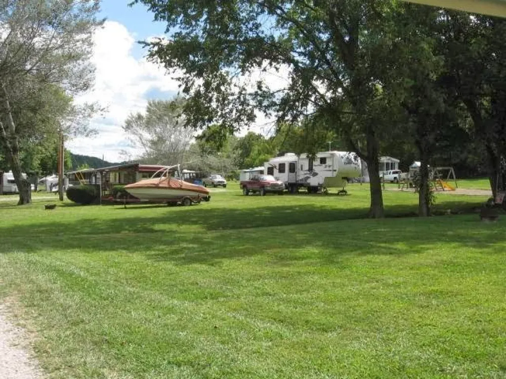 River View Kampground and Marina