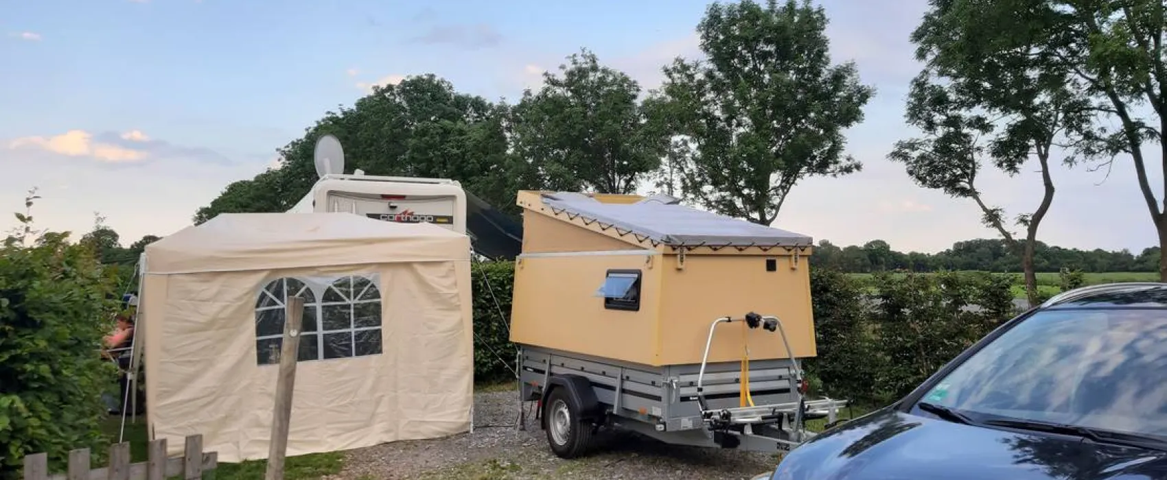 Höpkens Hof & Campingplatz