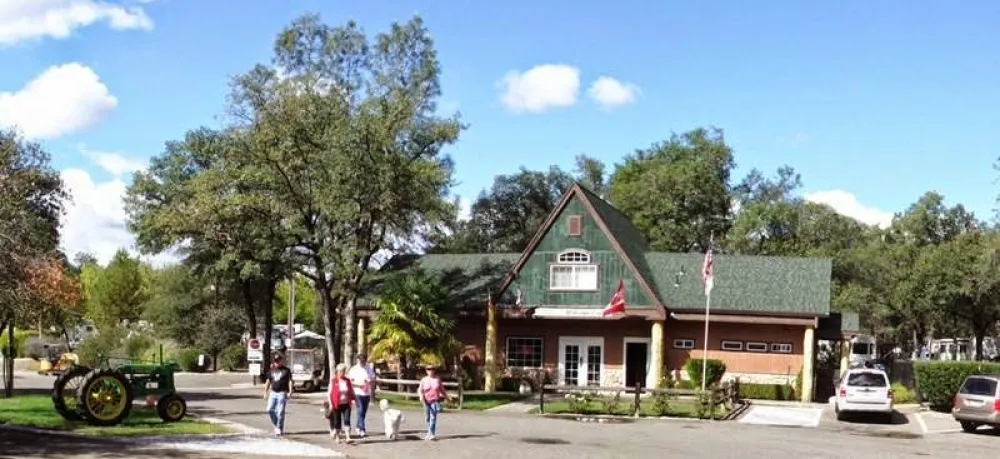 Premier RV Resorts - Redding