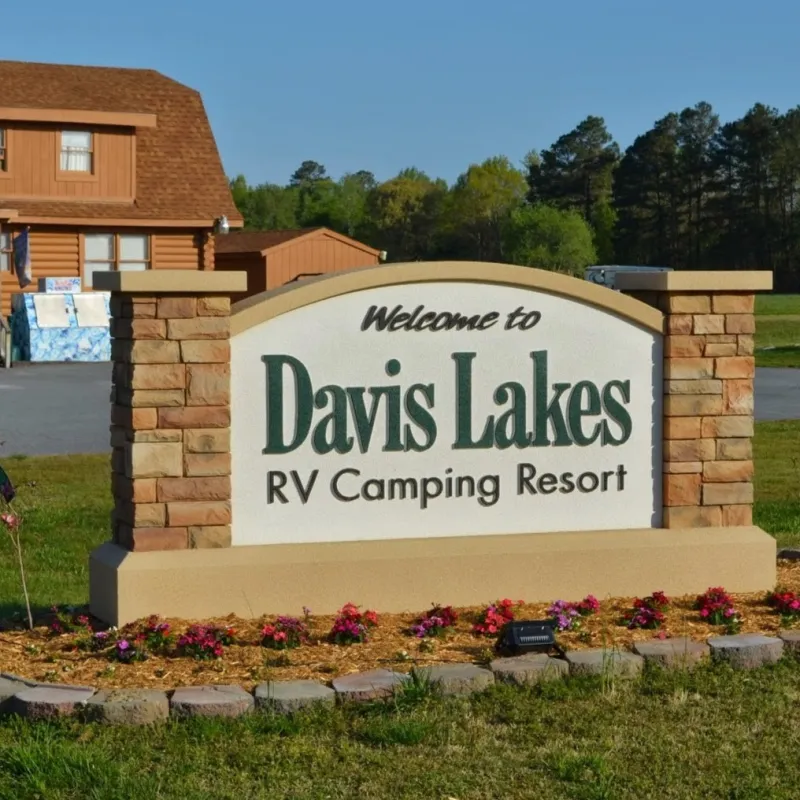 Davis Lakes Campground