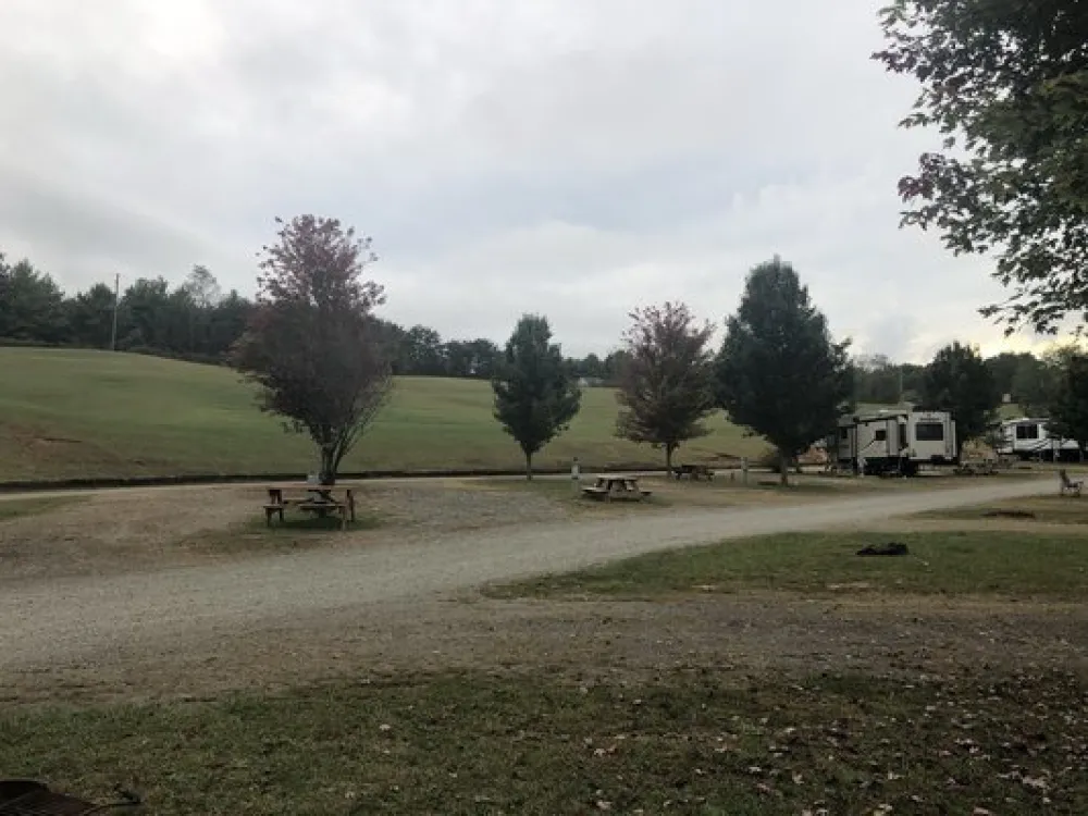 Lake Ridge RV Resort