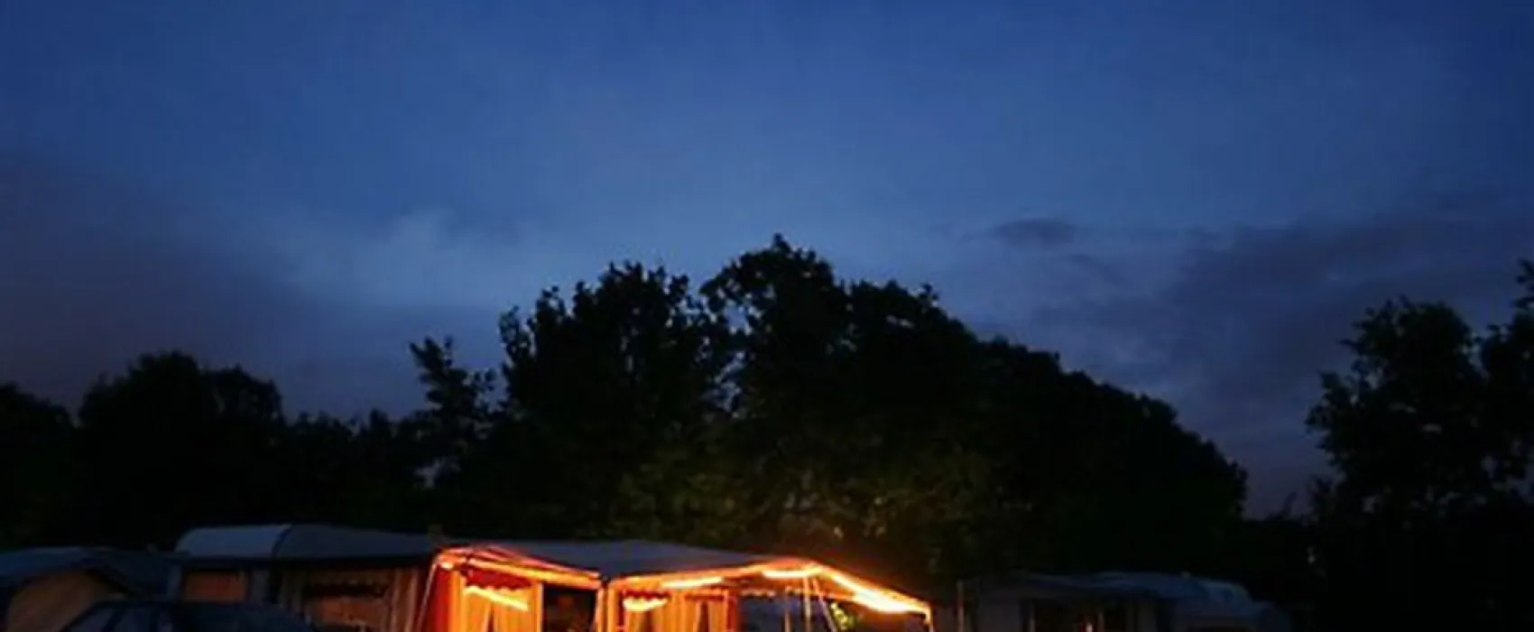 Camping en Kampeerboerderij 't Boerenerf