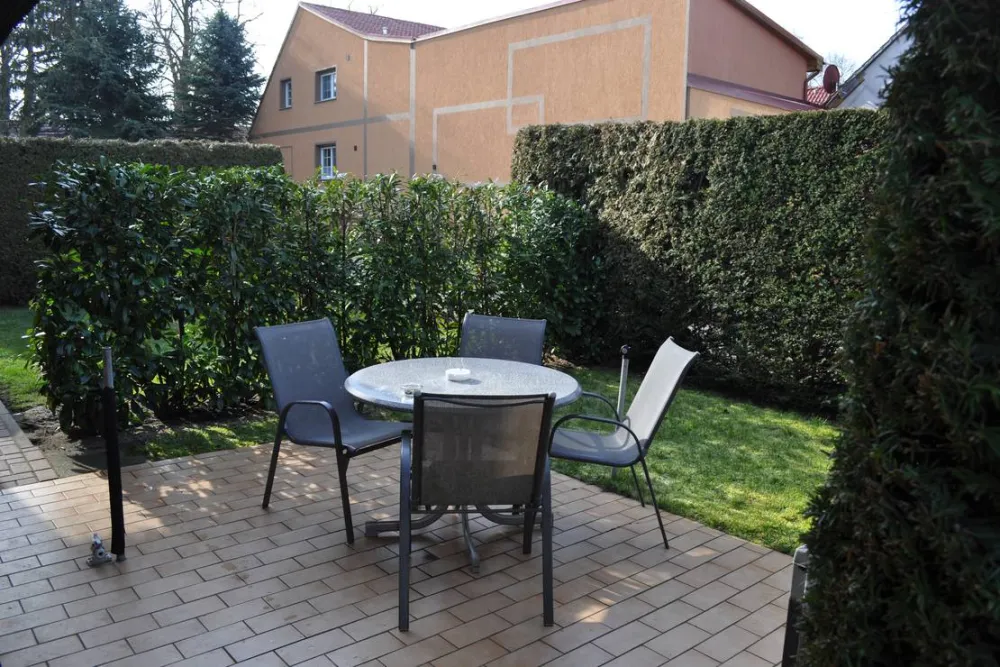Pension & Campingplatz "Gartenidylle"