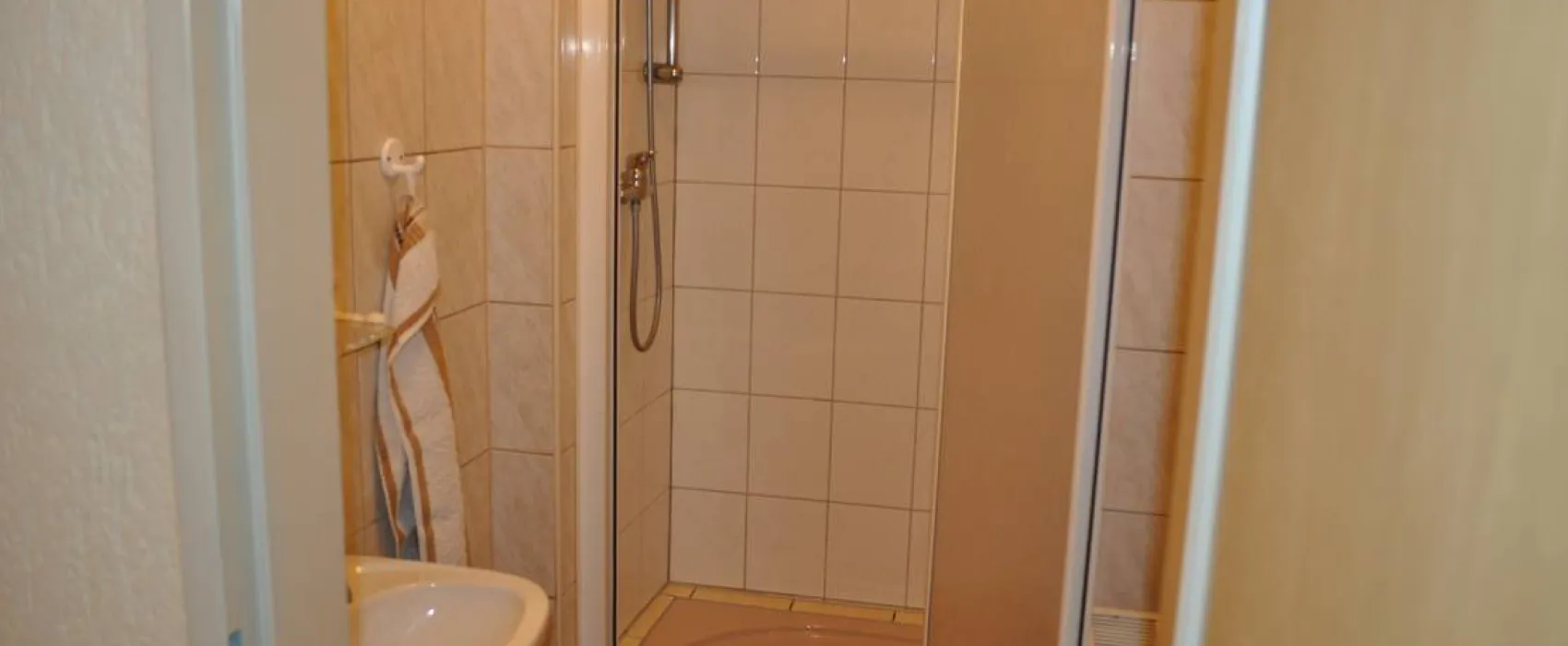 Pension & Campingplatz "Gartenidylle"