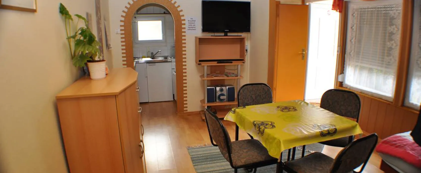 Pension & Campingplatz "Gartenidylle"