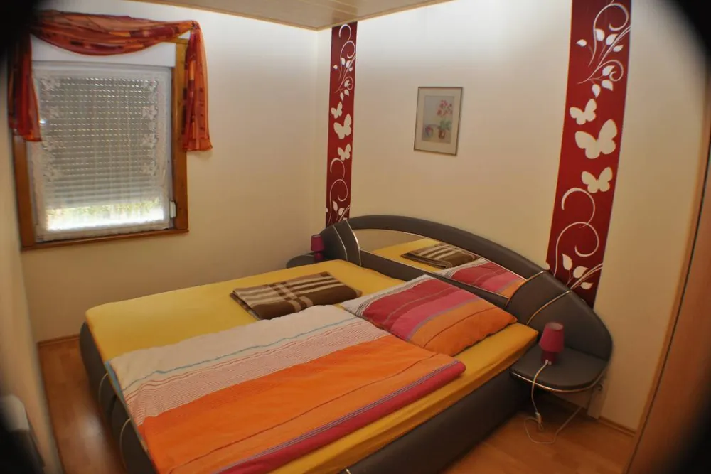 Pension & Campingplatz "Gartenidylle"