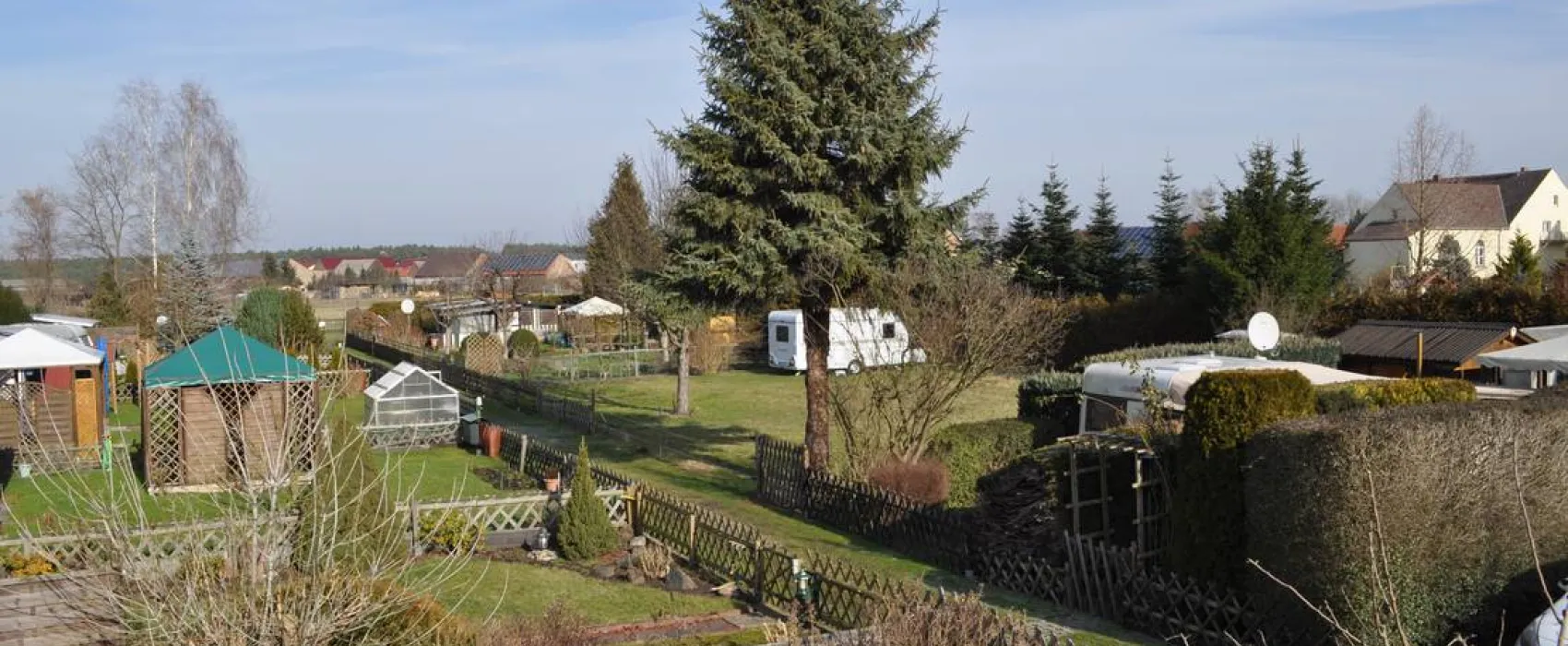 Pension & Campingplatz "Gartenidylle"