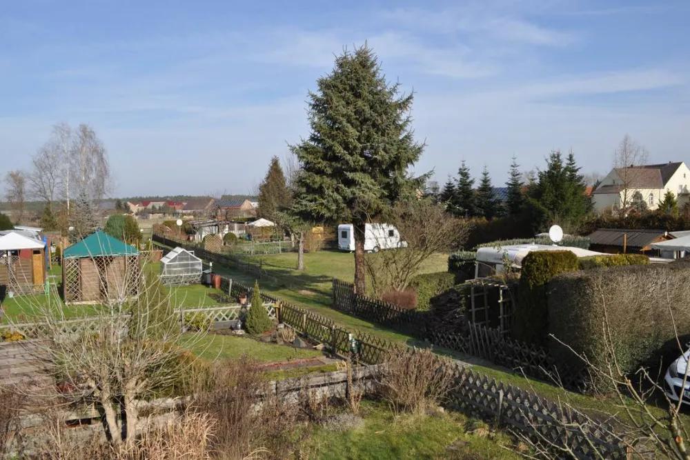 Pension & Campingplatz "Gartenidylle"