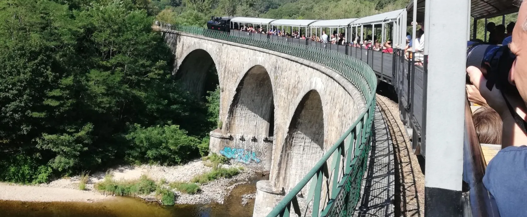 Iris Parc Le Château de Galaure