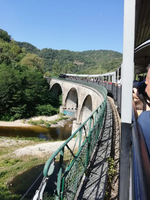 Iris Parc Le Château de Galaure