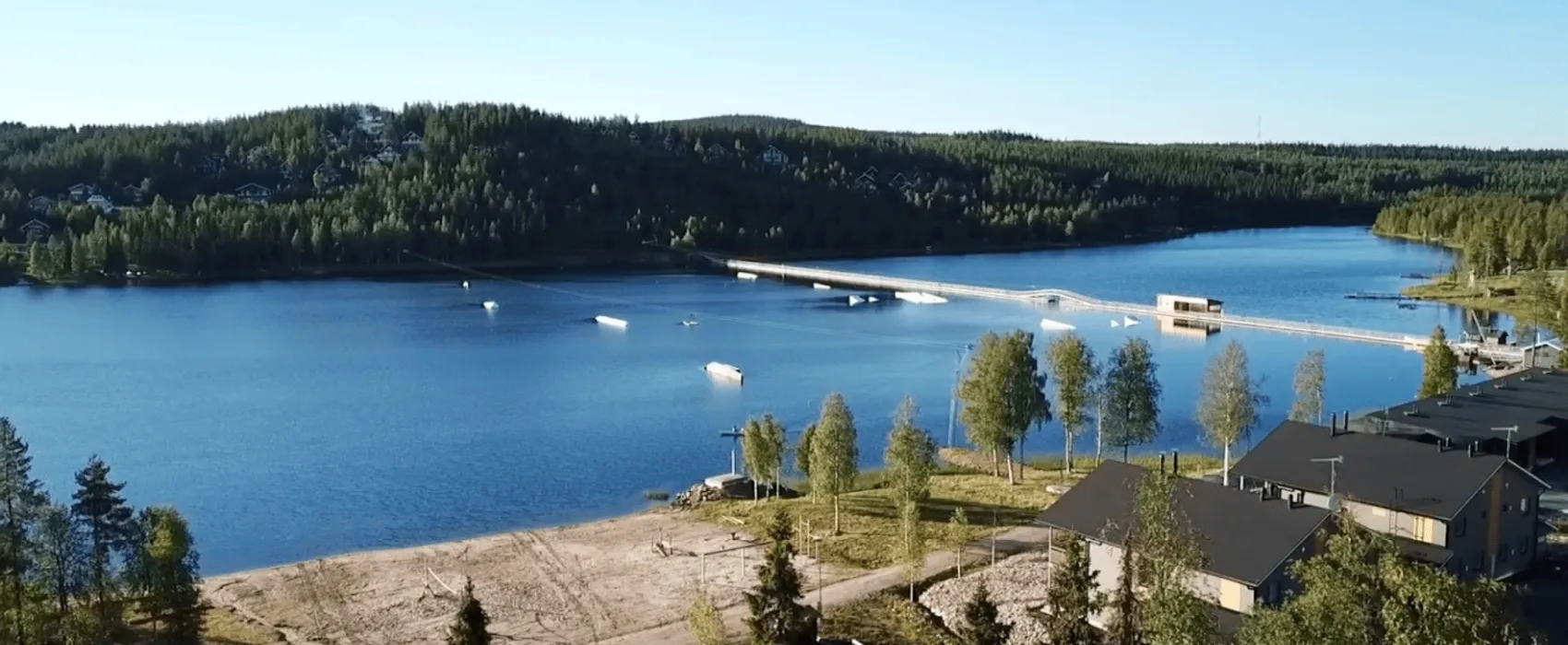 Lake Igloo Ukkohalla