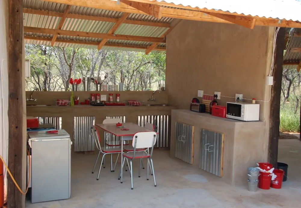 Lady Africa Bush Lodge