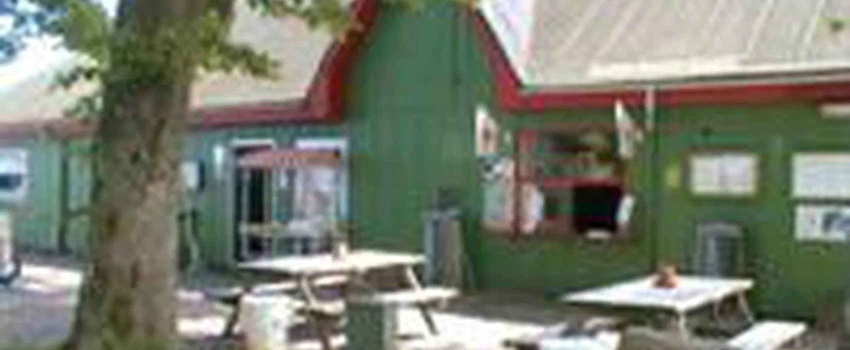 Mommark Marina Camping