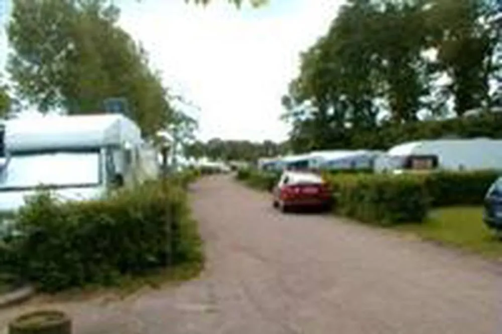 Mommark Marina Camping