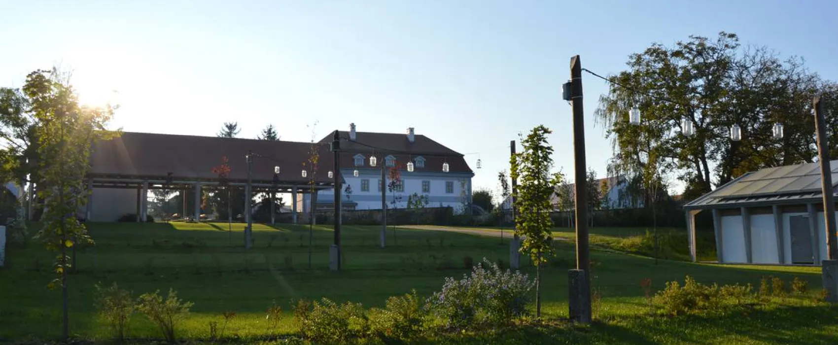 Bagolyvár Fogadó & Bakonyi Camping