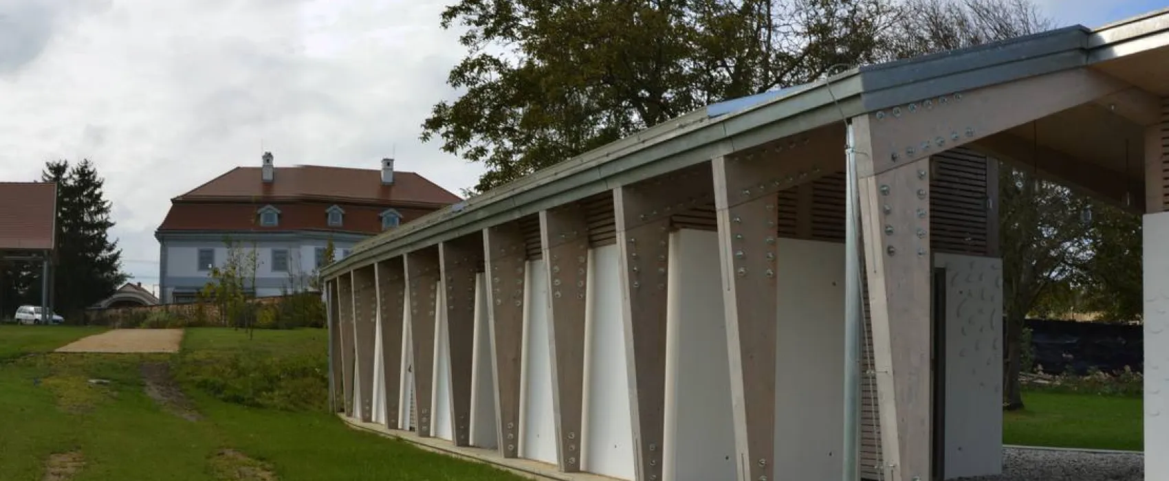 Bagolyvár Fogadó & Bakonyi Camping