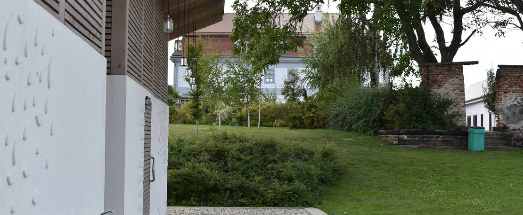 Bagolyvár Fogadó & Bakonyi Camping