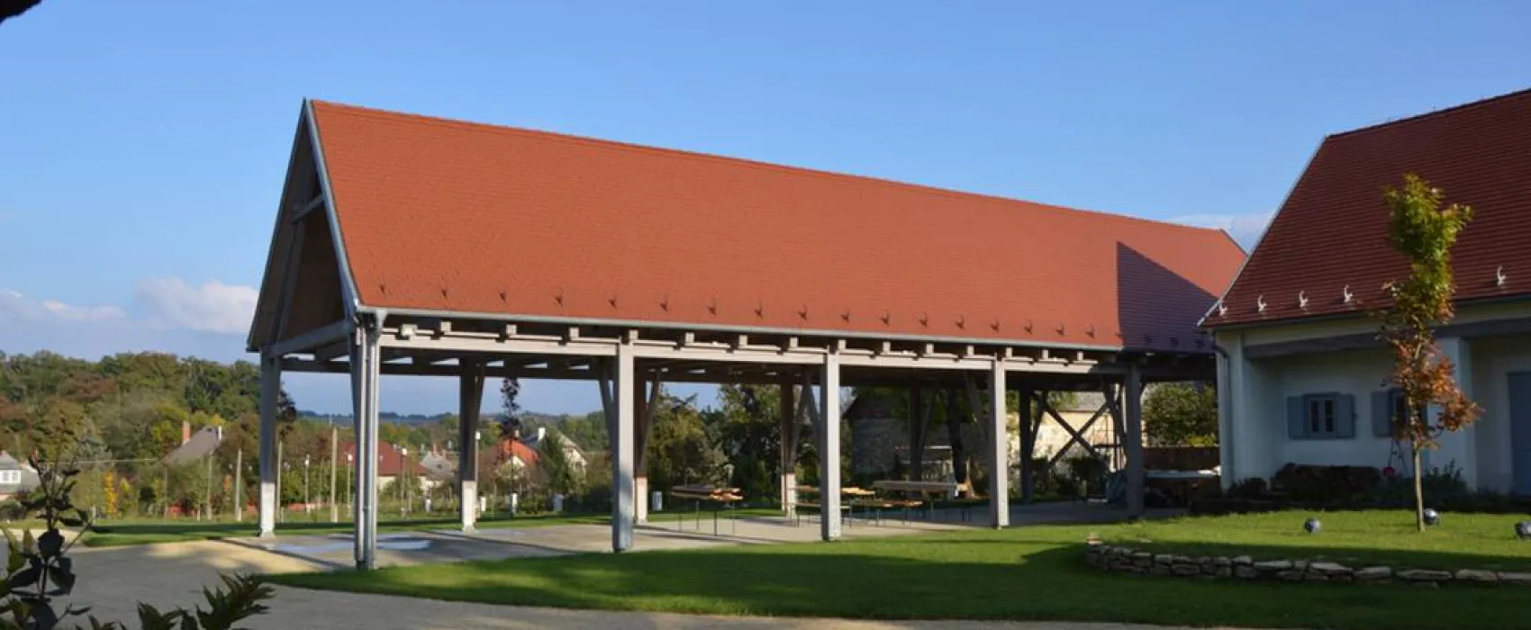 Bagolyvár Fogadó & Bakonyi Camping