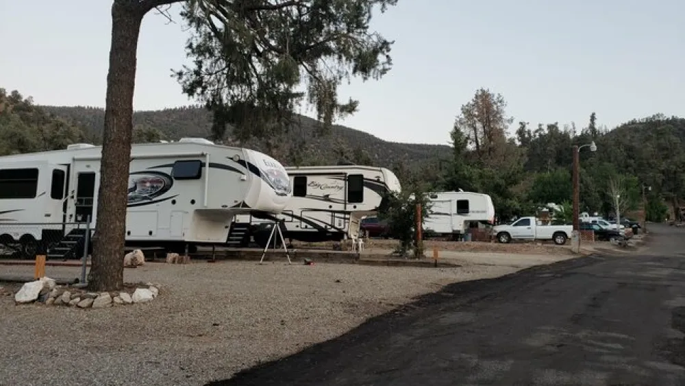 Lake of the Woods Mobile Village