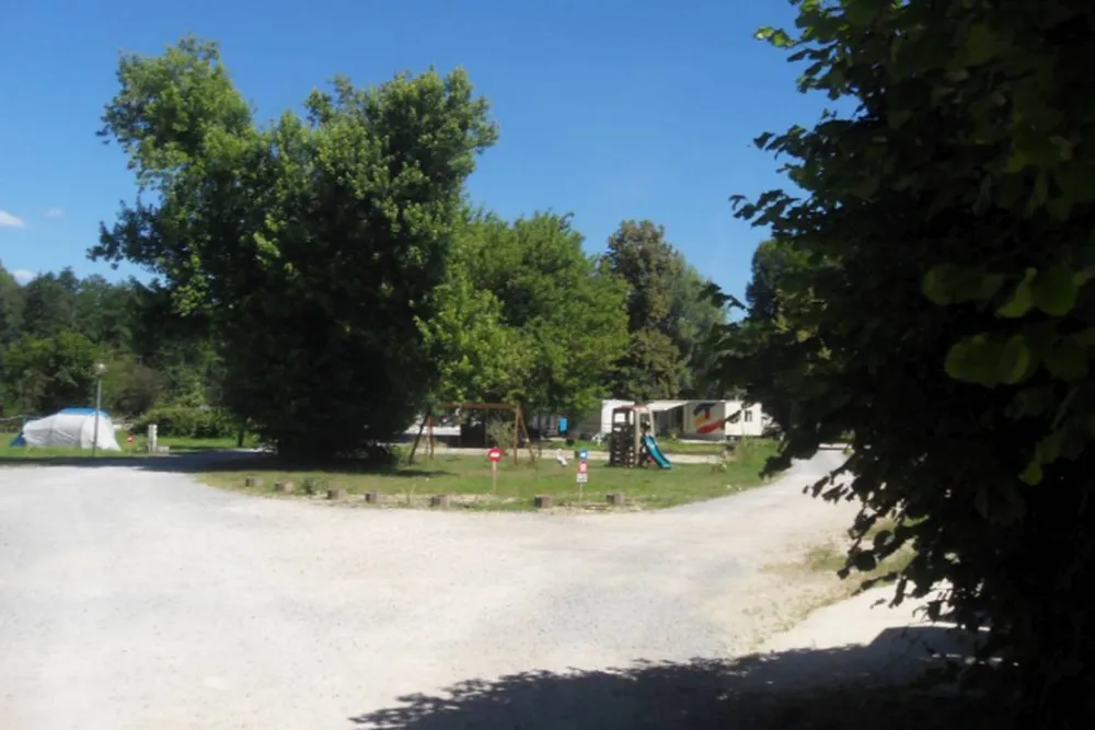 Camping Les Peupliers