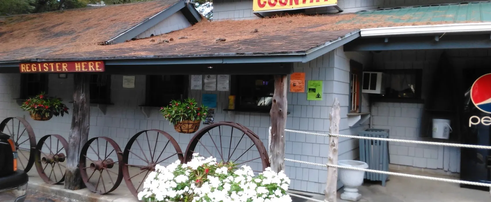 Holly Lake Campsites