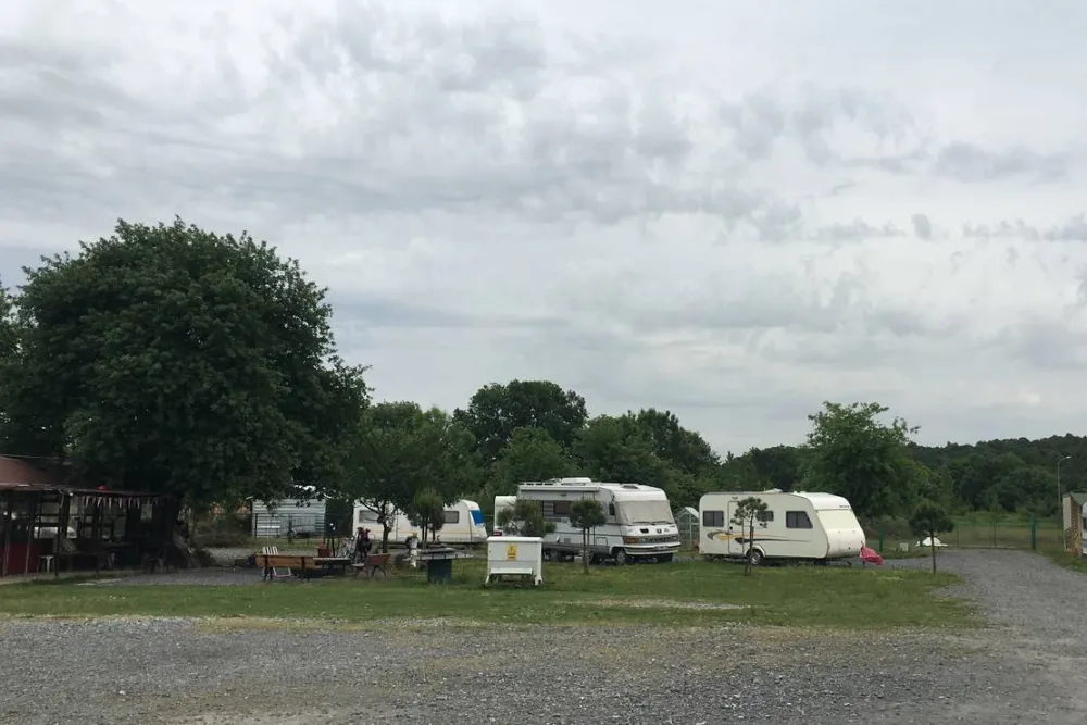 İstanbul Camper Village / İstanbul Karavan Köyü