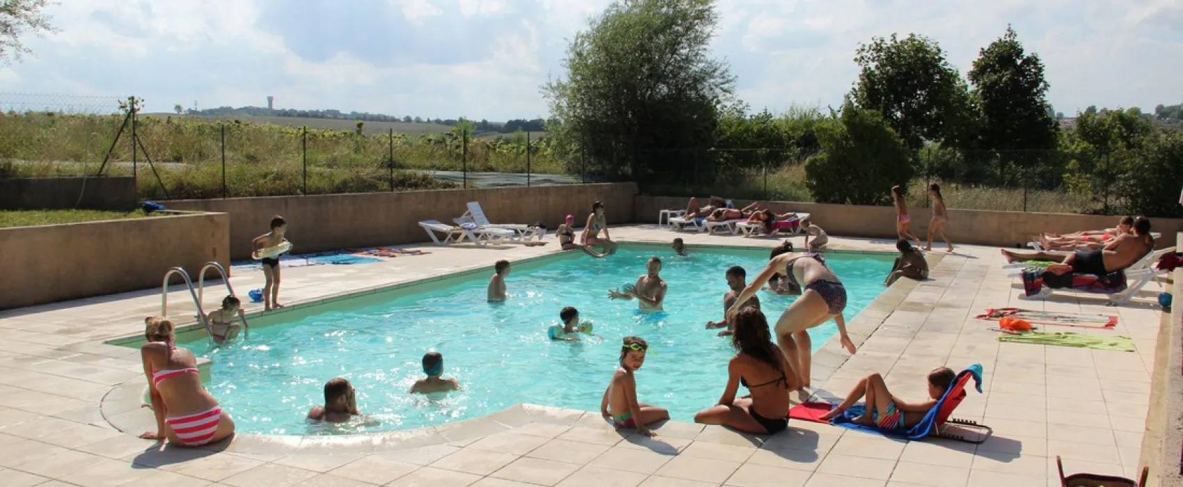 Du Lac de la Thesauque