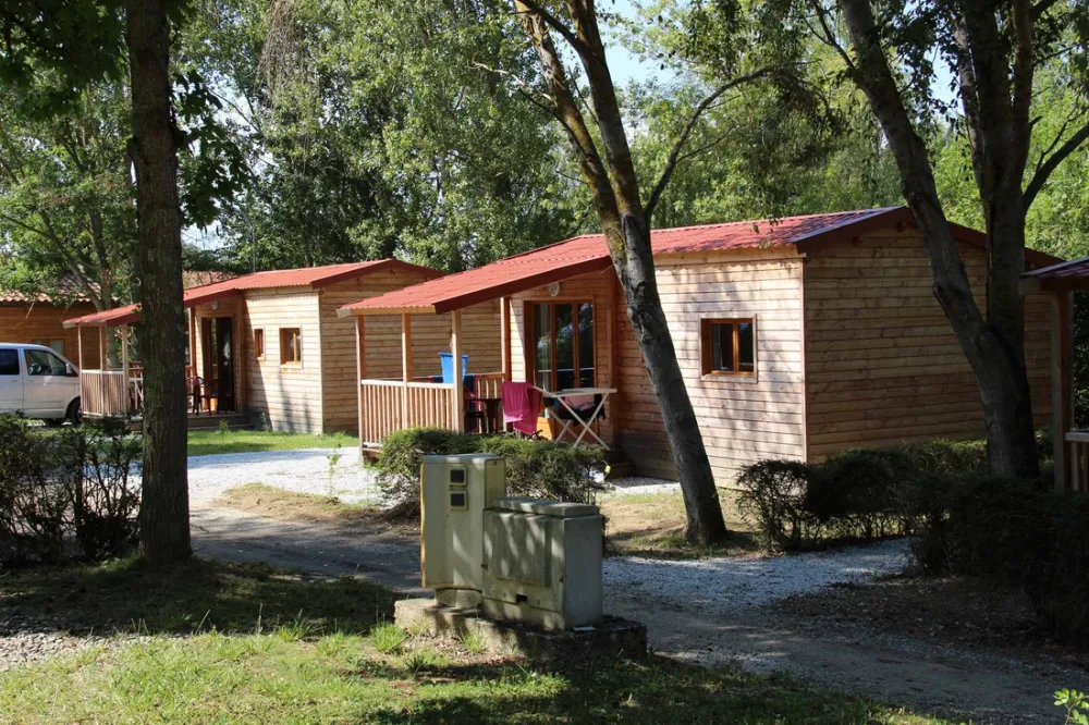 Du Lac de la Thesauque