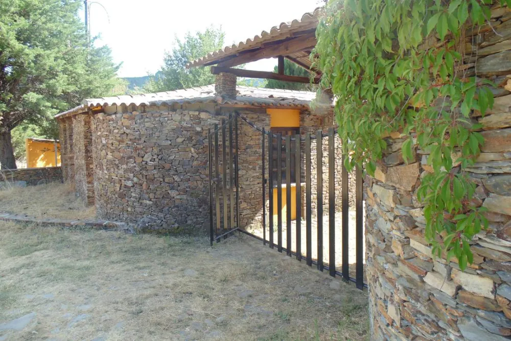 Parque de Campismo Rural Vale do Beijames