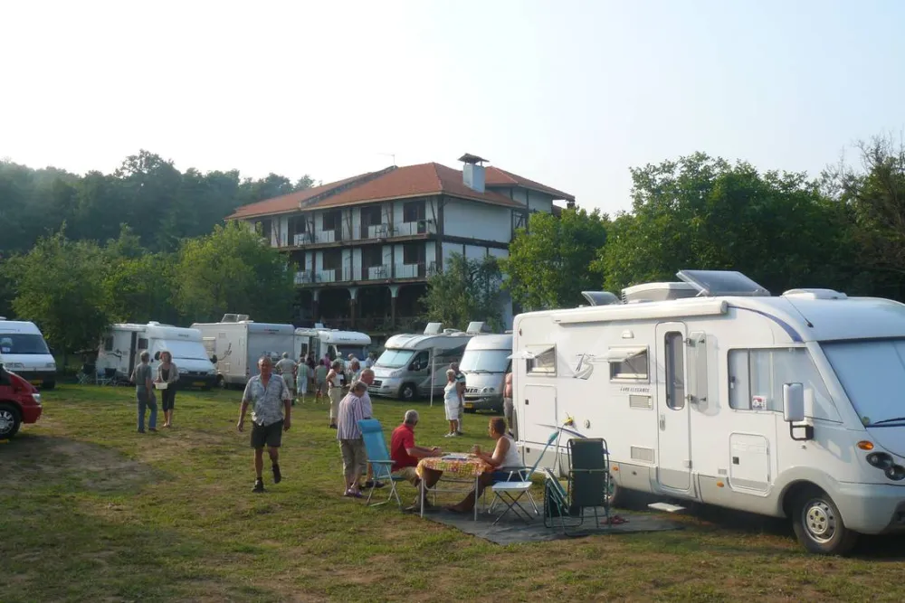 Camping Han Madona