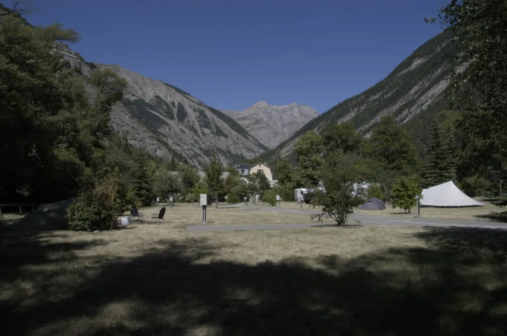 Base de Loisirs Champ Feleze