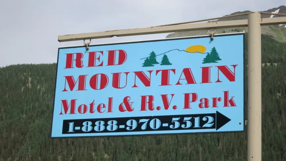 Red Mountain Motel & RV Park