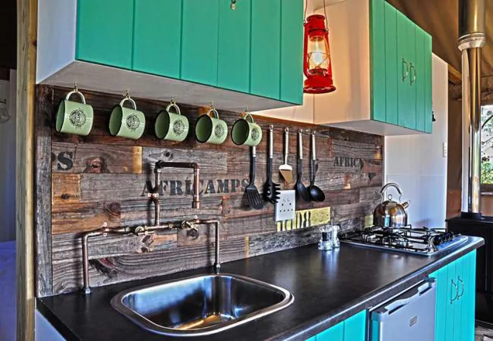 AfriCamps at Mackers