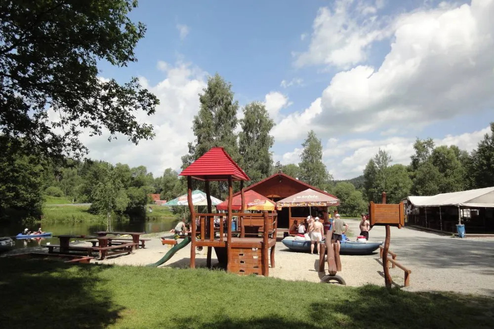 Kanak - kemp Branná