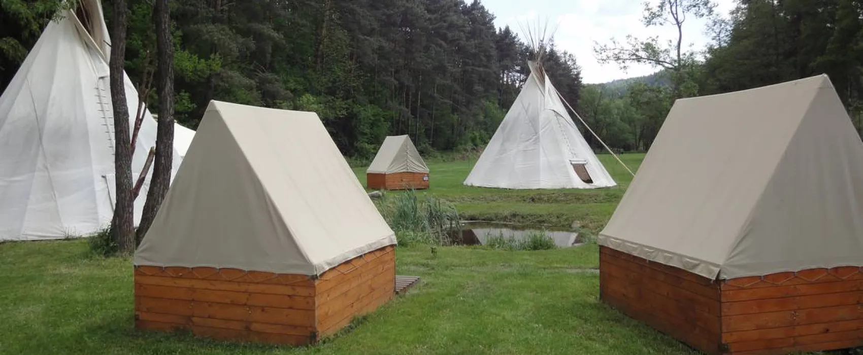 Kanak - kemp Branná