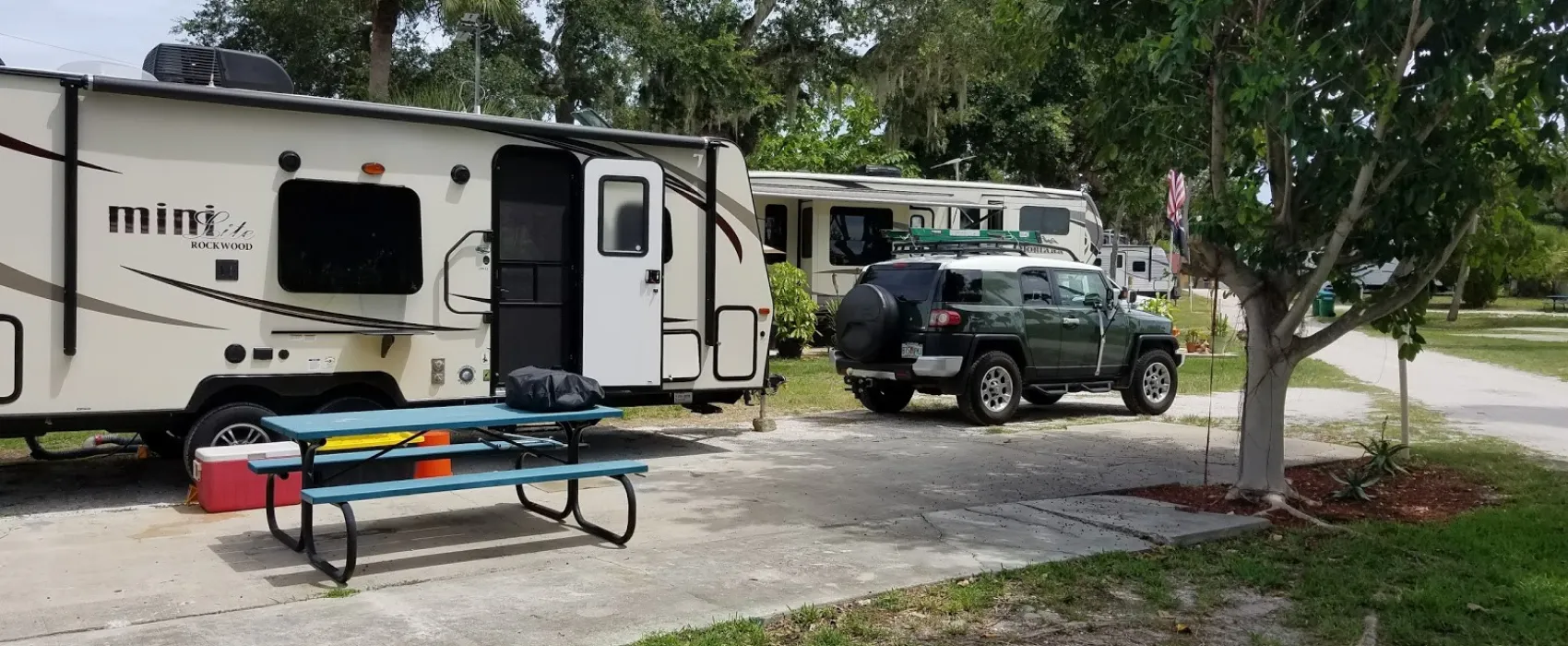 Mango Oak Manor RV Park  LLC
