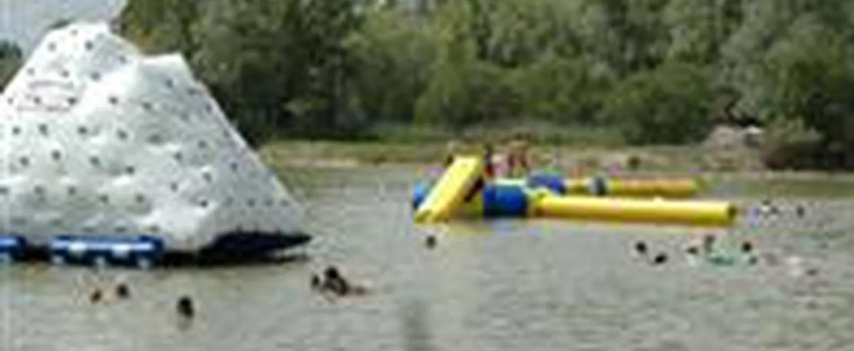 Camping Plan D'eau Des Terres Rouges