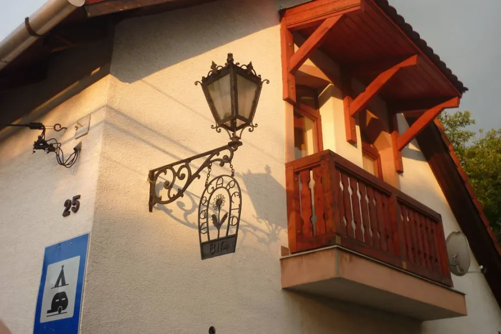 MARGARÉTA-BIA GUEST HOUSE & CAMPING NEAR BUDAPEST