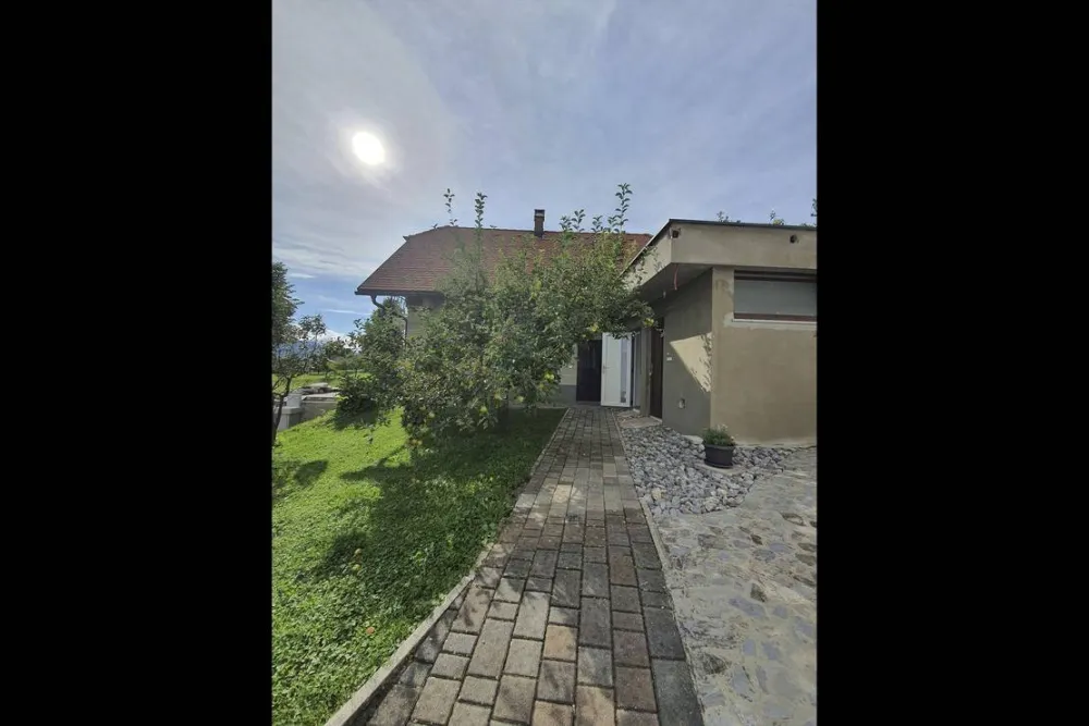 Camping & Apartment Knap