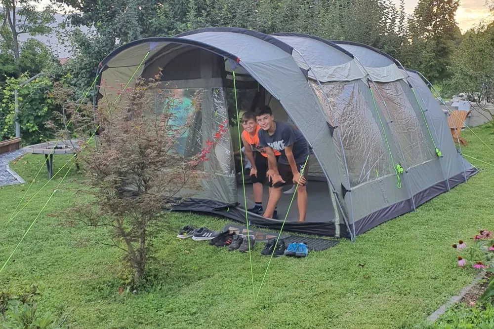 Camping & Apartment Knap